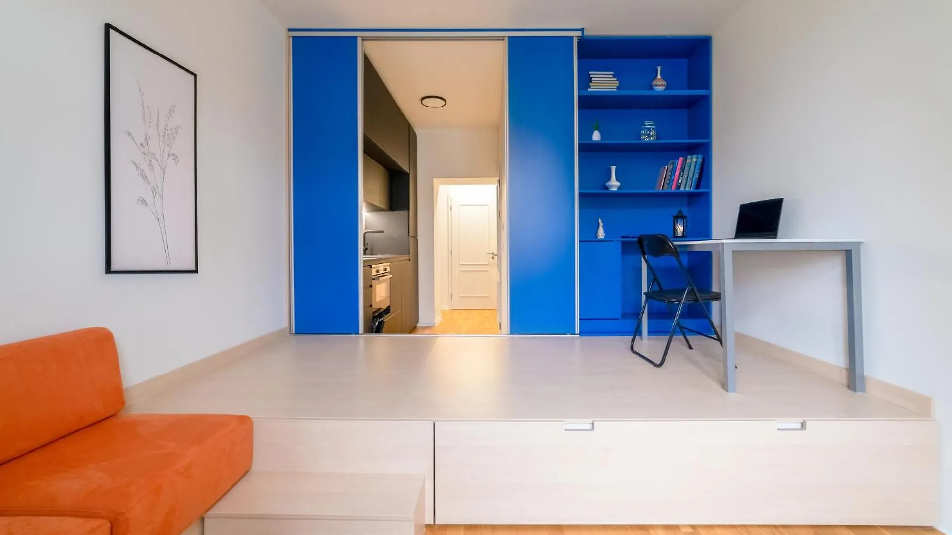 Chic Brick Suite In Historic City By Rentez Prag