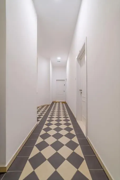 Chic Brick Suite In Historic City By Rentez Prague